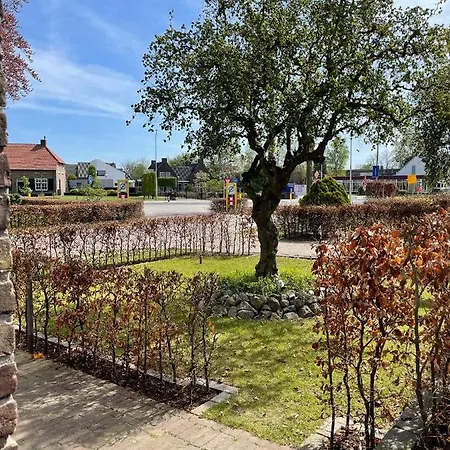 't Bakhuis Bed & Breakfast 3*